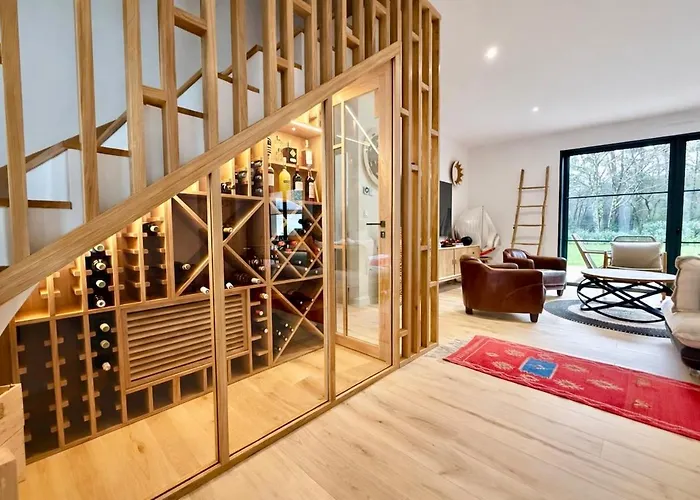 Villa Emeraude - New - Modern - Parking - Near *